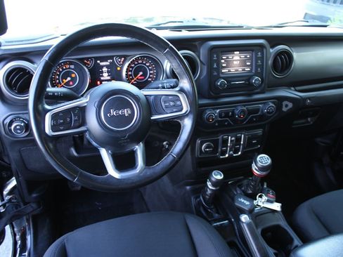 Used 2020 Jeep Gladiator Sport w/ Quick Order Package 23S AWD/4WD image 14