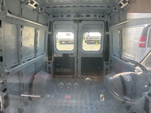 Used 2021 RAM ProMaster 2500 image 18