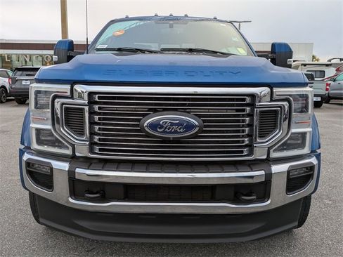 Certified 2022 Ford F450 Lariat w/ Lariat Ultimate Package image 9
