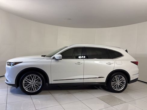 Used 2022 Acura MDX Advance image 2