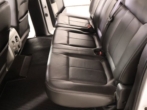 Used 2014 Ford F150 FX4 w/ Equipment Group 402A Luxury AWD/4WD image 13