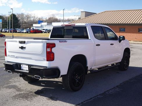 New 2026 Chevrolet Silverado 1500 LT Trail Boss w/ Convenience Package II AWD/4WD image 3