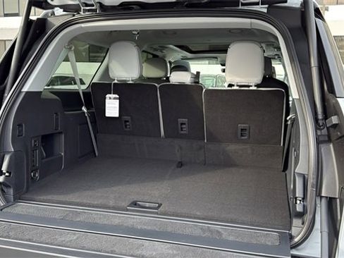 New 2026 Lincoln Navigator L Black Label image 16