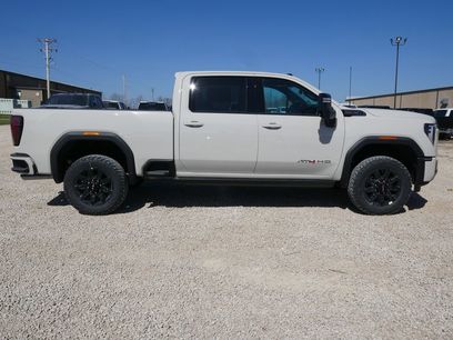 New 2026 GMC Sierra 2500 AT4 w/ AT4 Premium Plus Package