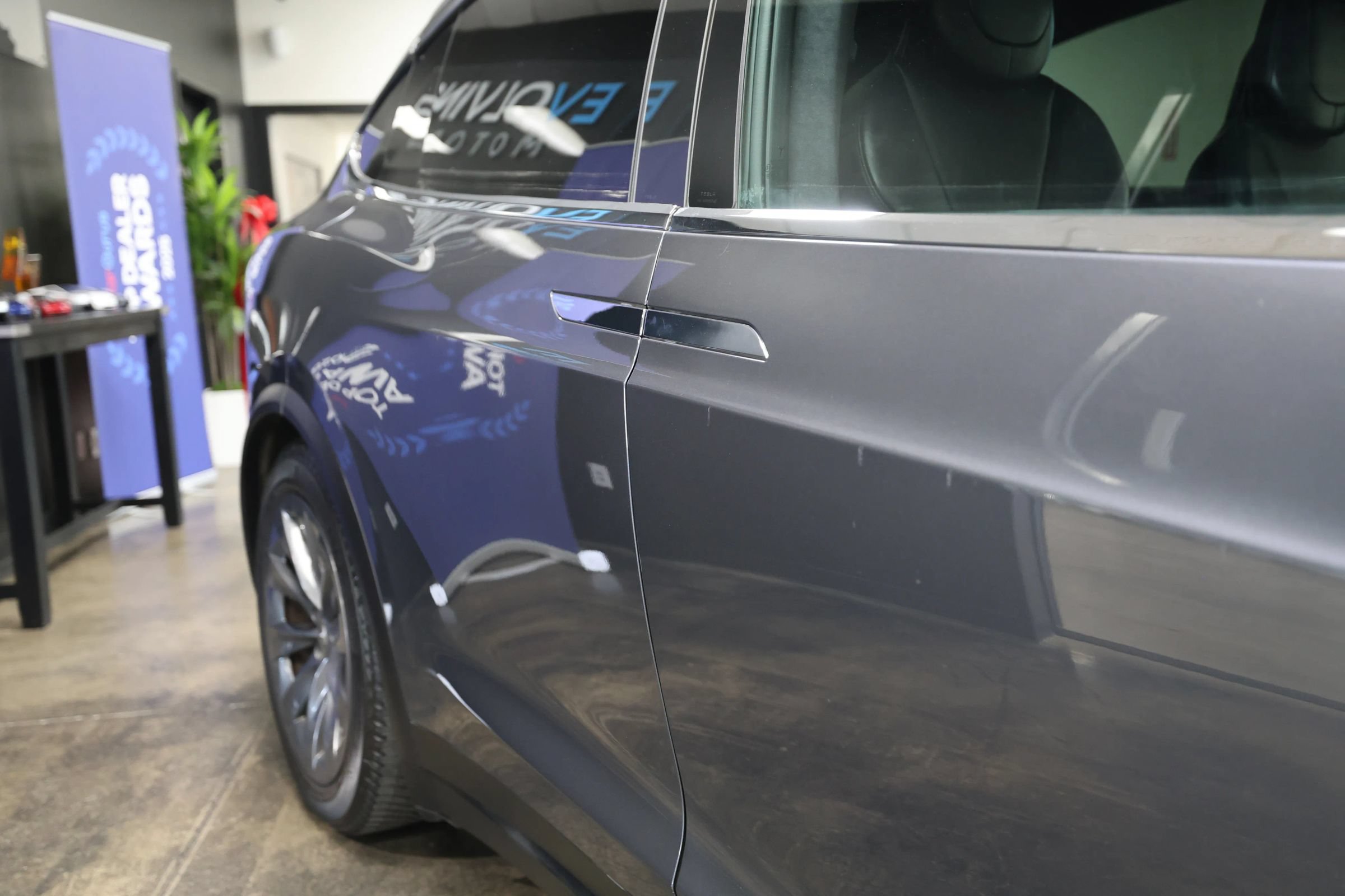 Used 2017 Tesla Model X P100D AWD/4WD image 16