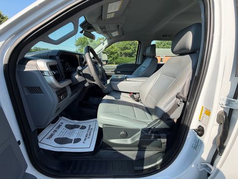 Used 2023 Ford F250 XL AWD/4WD image 15