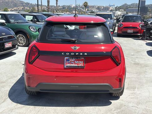 New 2026 MINI Cooper 2-Door Hardtop FWD image 6