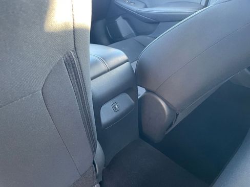 Used 2025 Nissan Sentra SV image 24