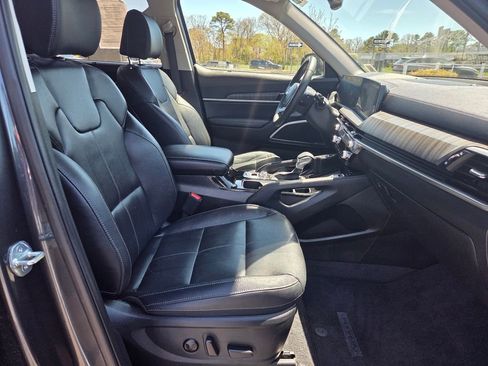 Used 2024 Kia Telluride EX AWD/4WD image 28