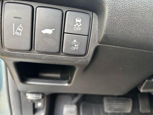 Used 2016 Honda CR-V Touring image 33