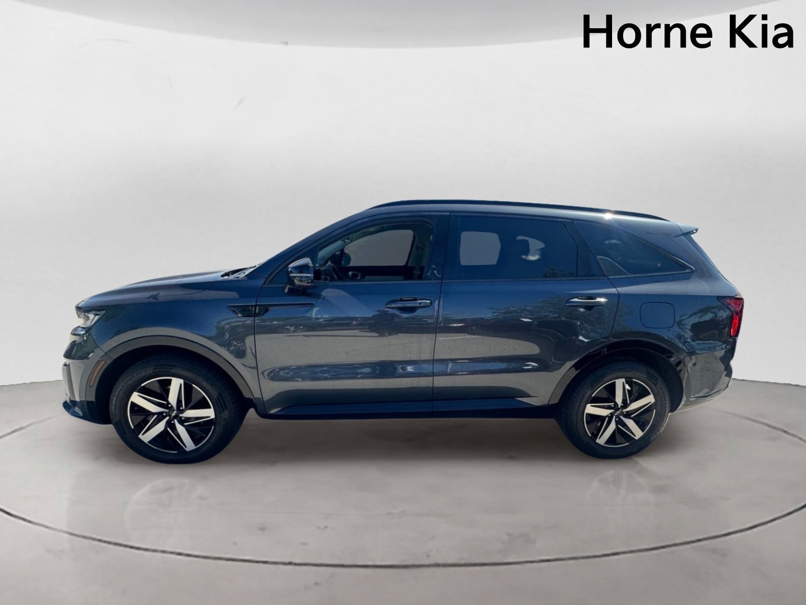 Certified 2022 Kia Sorento S FWD image 6