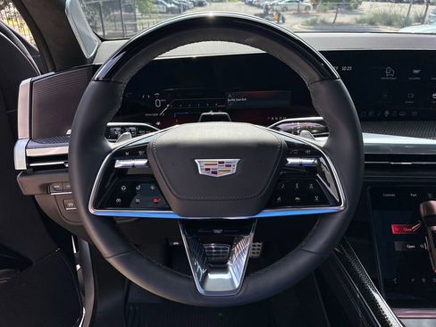 Used 2025 Cadillac Escalade V w/ LPO, ONYX Package AWD/4WD image 20