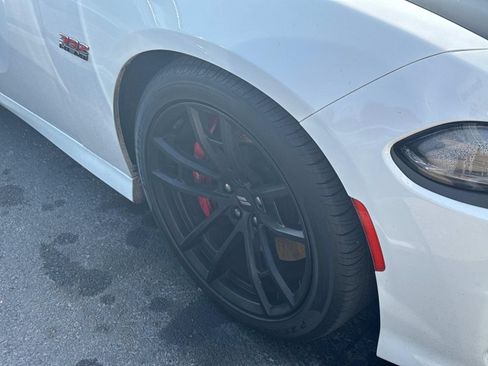 Used 2020 Dodge Charger Scat Pack w/ Dynamics Package RWD image 5