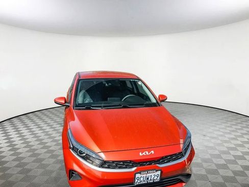 Certified 2023 Kia Forte LXS w/ LXS Technology Package image 3