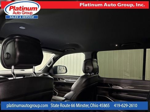 Used 2022 Jeep Wagoneer Series III image 28