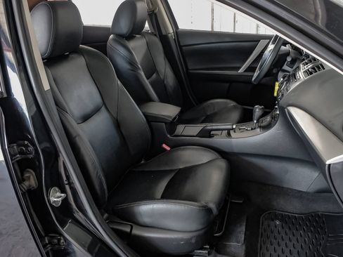 Used 2012 MAZDA MAZDA3 i Grand Touring w/ Tech Pkg FWD image 29