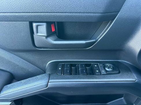 Used 2025 Toyota 4Runner SR5 image 11