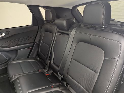 Certified 2022 Ford Escape SEL w/ Technology Package image 20