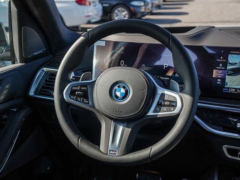 New 2026 BMW X5 xDrive50e w/ M Sport Package AWD/4WD image 15