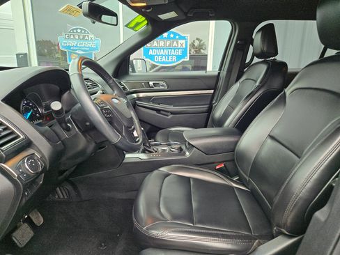 Used 2019 Ford Explorer XLT w/ Equipment Group 202A image 35