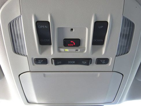 Certified 2025 Toyota Highlander XLE AWD/4WD image 29