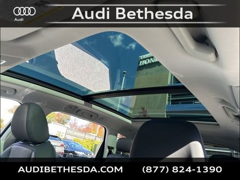 Used 2021 Audi Q7 3.0T Prestige image 30