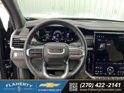 Used 2026 GMC Acadia Elevation w/ Elevation Premium Package FWD image 28