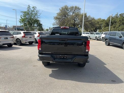 Used 2024 Chevrolet Colorado Z71 w/ Z71 Convenience Package 2 image 5