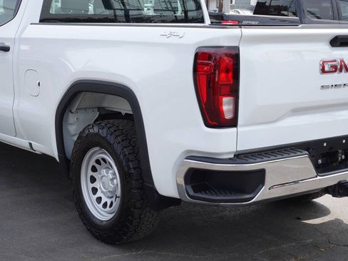 Used 2024 GMC Sierra 1500 Pro w/ Fleet Convenience Package AWD/4WD image 9