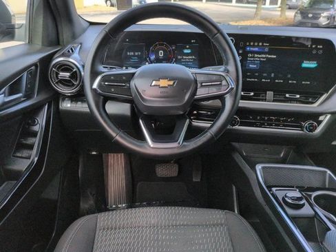 Used 2026 Chevrolet Equinox LT FWD image 15