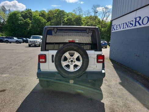 Used 2021 Jeep Wrangler Unlimited Sport AWD/4WD image 7