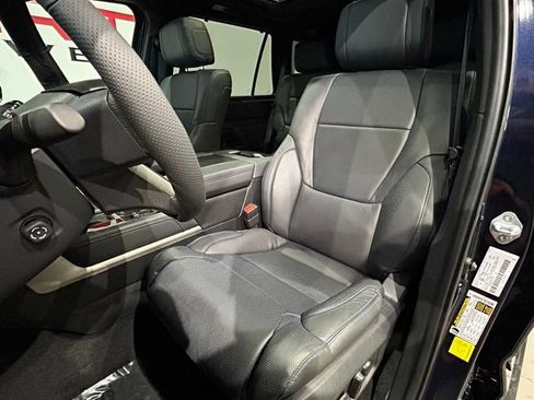 Used 2026 Toyota Sequoia Platinum AWD/4WD image 14