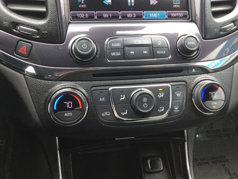 Used 2014 Chevrolet Impala LT w/ Premium Seating Package image 18