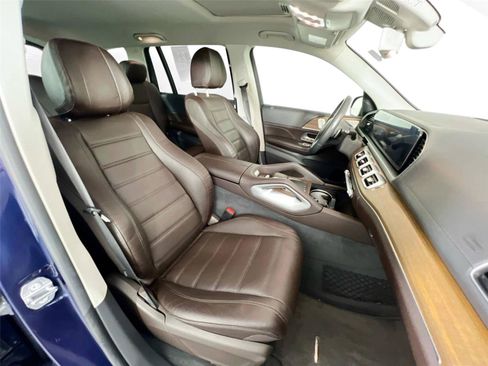 Used 2020 Mercedes-Benz GLS 450 4MATIC image 28