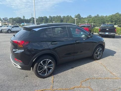 Used 2023 Buick Encore GX Select FWD image 3