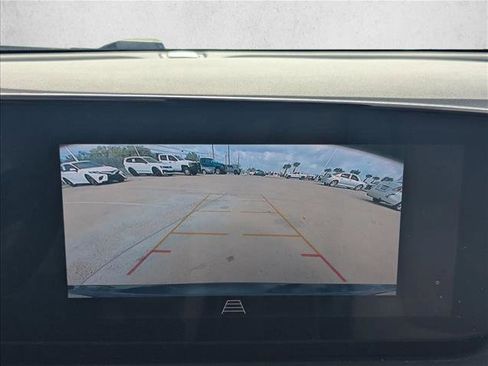 Used 2025 Buick Encore GX Sport Touring w/ Comfort Package image 5