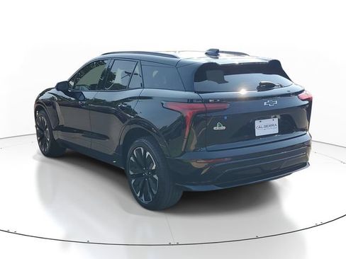 Certified 2025 Chevrolet Blazer EV RS AWD/4WD image 3