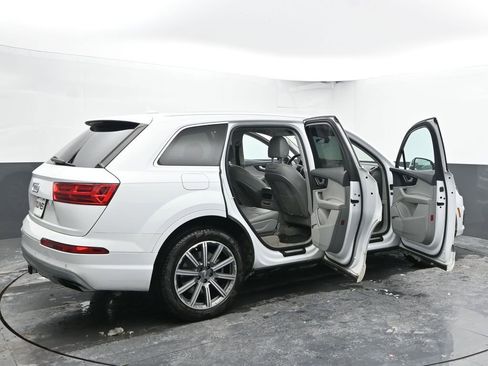 Used 2019 Audi Q7 3.0T Premium Plus w/ Premium Plus Package image 57