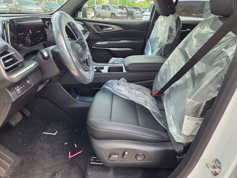 New 2026 Chevrolet Traverse LT w/ Midnight/Sport Edition FWD image 24