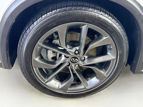 Certified 2019 INFINITI QX50 Essential w/ Sensory Package FWD image 42