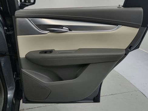 Used 2021 Cadillac XT5 Premium Luxury w/ LPO, Floor Liner Package FWD image 21