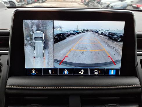 Used 2021 GMC Yukon AT4 w/ AT4 Premium Plus Package image 21