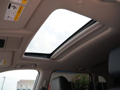 Used 2024 Honda CR-V EX-L image 17