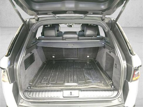 Certified 2022 Land Rover Range Rover Sport HSE Silver Edition image 12