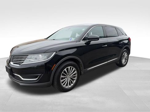 Used 2016 Lincoln MKX Select w/ Select Plus Package AWD/4WD image 3