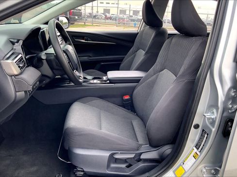 Used 2026 Toyota Camry LE FWD image 8