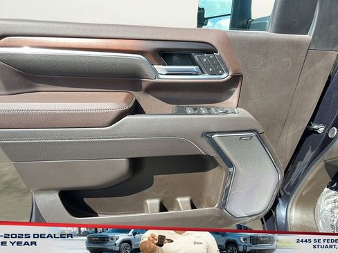 New 2025 GMC Sierra 2500 Denali w/ Denali Reserve Package image 11