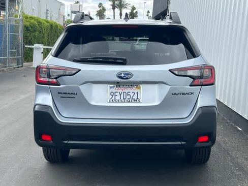 Used 2023 Subaru Outback Onyx Edition image 5