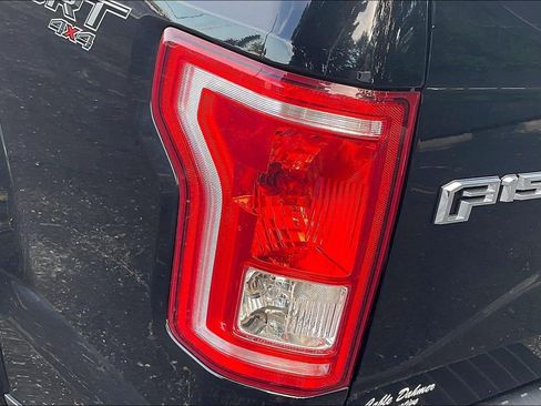 Used 2017 Ford F150 XLT w/ Equipment Group 301A Mid AWD/4WD image 28