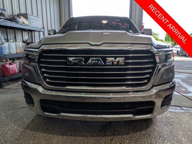 Used 2025 RAM 1500 Laramie w/ Bed Utility Group AWD/4WD image 4